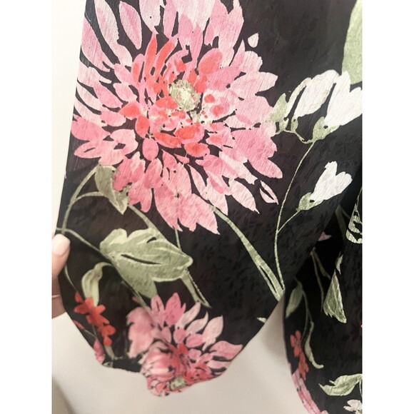 Draper James Black Floral Smocked Boxy Shirt Blouse Plus Size Size 1X XL Light - Picture 8 of 12